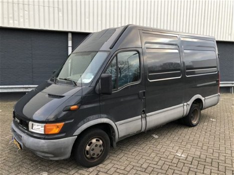 Iveco Daily - 35 C 11V 330 H2 - 1