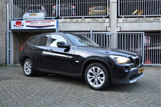 BMW X1 - sDrive18i Executive - 1