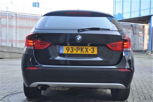 BMW X1 - sDrive18i Executive - 1