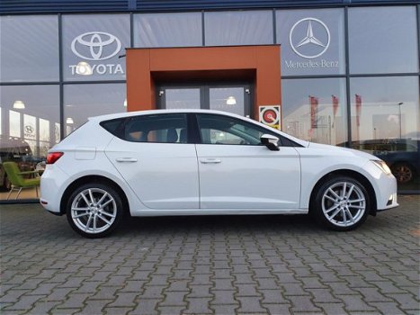 Seat Leon - 1.2 TSI Reference AIRCO / CRUISE / 17 INCH - 1