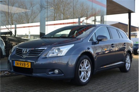 Toyota Avensis Wagon - 1.8 VVTi Dynamic, NL Auto, Camera, Trekhaak, Clima, Cruise, Navigatie, Do.Gla - 1