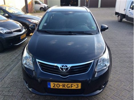 Toyota Avensis Wagon - 1.8 VVT-I BUSINESS - 2011 - 196.751km - 1