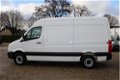 Volkswagen Crafter - 2.0TDI 135PK L2H2 3.500kg Trekhaak Airco - 1 - Thumbnail