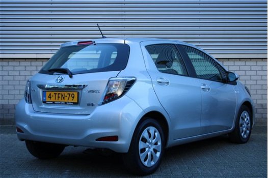 Toyota Yaris - 1.5 Full Hybrid Aspiration Automaat | Cruise Control | Climate Control | Parkeercamer - 1