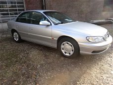 Opel Omega - 2.2i-16V