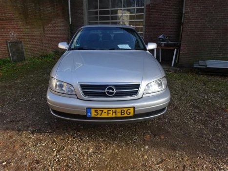 Opel Omega - 2.2i-16V - 1