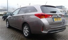 Toyota Auris Touring Sports - 1.8 Hybrid Lease