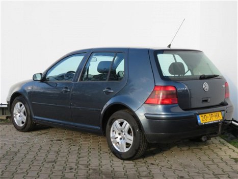 Volkswagen Golf - 2.0 Highline - 1