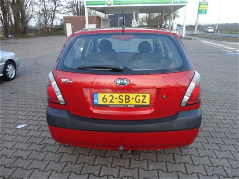 Kia Rio - 1.4 L - 1