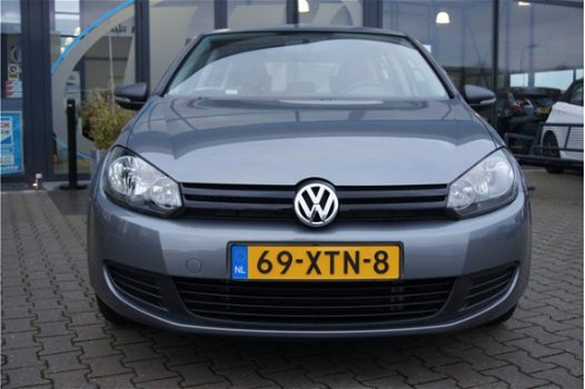 Volkswagen Golf - 1.2 TSI , Navi, Cruise , Clima Ed. BlueMotion - 1