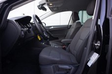 Volkswagen Golf - 1.4 TSI 125pk Comfortline + Navigatie + Getint Glas