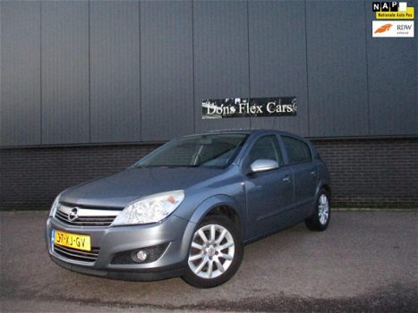 Opel Astra - 1.6 Temptation - 1