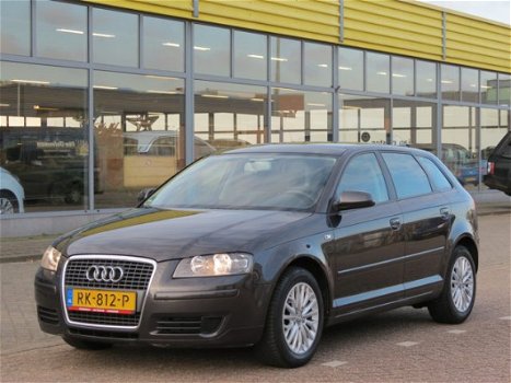 Audi A3 Sportback - 1.9 TDI Attraction + PanoramaDak - 1