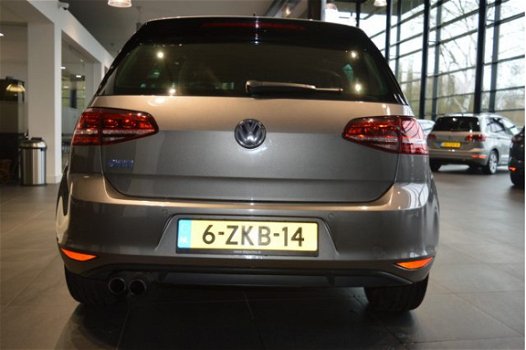 Volkswagen Golf - 1.4 TSI GTE navigatie cruise clima pdc 17 inch prijs excl btw - 1