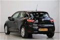 Renault Clio - TCe 90pk Intens | Navi | Clima | Cruise | Led Koplampen | Half Leder | Camera - 1 - Thumbnail