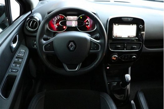 Renault Clio - TCe 90pk Intens | Navi | Clima | Cruise | Led Koplampen | Half Leder | Camera - 1