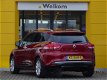 Renault Clio Estate - 1.2 TCe 120pk Limited | Navigatiesysteem | Cruise control | Climate control | - 1 - Thumbnail