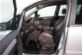 Opel Zafira - 2.2 Cosmo ✔ Airco ✔ Navigatie ✔ APK 01-2021 ☎ - 1 - Thumbnail