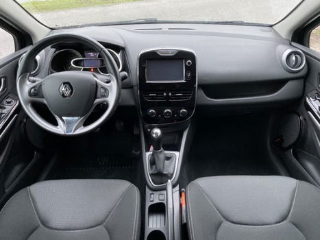 Renault Clio Estate - 1.5 dCi 90Pk ECO Night&Day Airco MediaNav PDC a 16