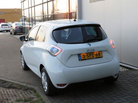 Renault Zoe - Q210 Life Quickcharge 22 kWh (ex Accu) Prijs EXCL BTW Navi Clima PDC Bluetooth Cruise - 1