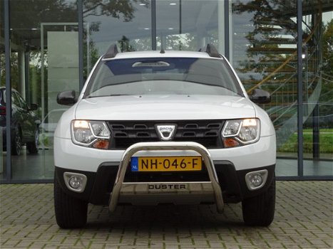 Dacia Duster - 1.2 TCe 4x2 Blackshadow | Navigatiesysteem | Cruise control | Trekhaak | Parkeercamer - 1