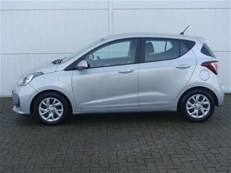 Hyundai i10 - 1.0i Comfort *AIRCO / USB / CRUISE / BLUETOOTH - 1