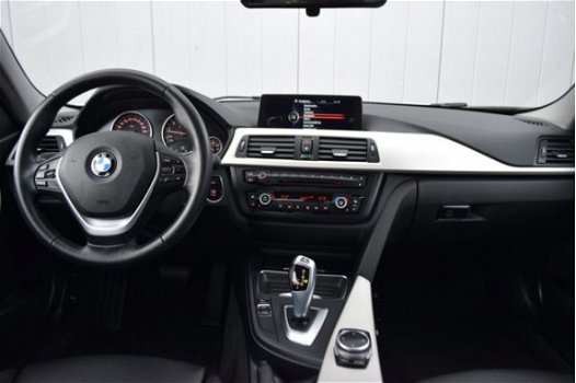 BMW 3-serie Touring - 320i Automaat High Executive Zwart Leder, Bi-Xenon, Sportstoelen, Full Map Nav - 1