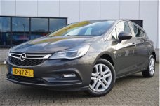 Opel Astra - 1.0 105PK BUSINESS+ CRUISE NAV DAB+ APPLE CARPLAY