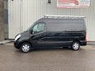 Renault Master - T35 2.3 dCi L2H3 Trap & Imperiaal .3 zits Airco, Cruise , Camera.Trekhaak 2500 kg - 1 - Thumbnail