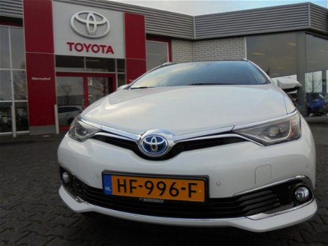 Toyota Auris - TS 1.8 Hybrid Lease pro Stoelverwarming, Panoramadak & Navi - 1