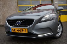 Volvo V40 - 2.0 T2 Business BJ2015 LED | LMV16" | Navi | ECC