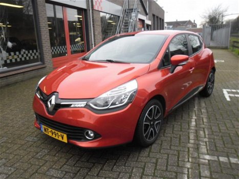 Renault Clio - ALLEEN OP AFSPRAAK BEL VOOR BESCHIKBAARHEID - 1