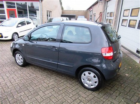 Volkswagen Fox - 1.2 Trendline Airco Dealer onderhouden - 1