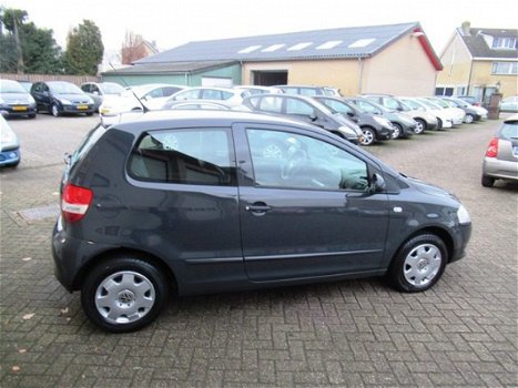 Volkswagen Fox - 1.2 Trendline Airco Dealer onderhouden - 1