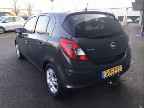 Opel Corsa - 1.4 Business+ 5drs /navigatie/ trekhaak/ - 1