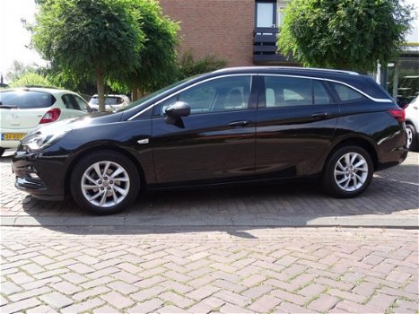 Opel Astra Sports Tourer - 1.4 Turbo 150PK Innovation Automaat + Navi/IntelliLUX LED/Camera/ NL auto - 1