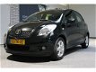 Toyota Yaris - 1.3 16v VVT-i Luna 5-Drs - 1 - Thumbnail