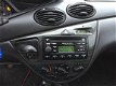 Ford Focus - 2.0i 16V Ghia - 1 - Thumbnail