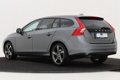 Volvo V60 - 2.0 D3 Momentum Business | Navigatie | Xenon | Trekhaak - 1 - Thumbnail