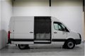 Volkswagen Crafter - 2.0 TDI 140 pk L2H2 Airco, PDC V+A, Opstap achter, Bijrijdersbank, Slechts 53 d - 1 - Thumbnail