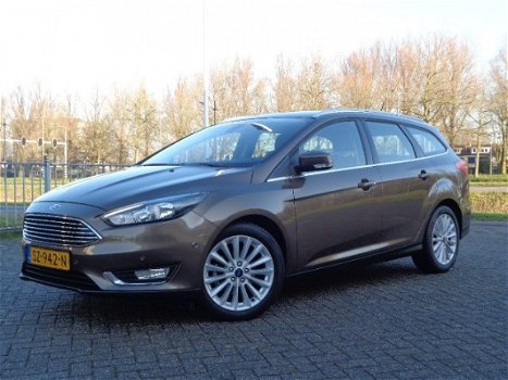 Ford Focus - 1.0 EcoBoost 125pk Titanium - 1