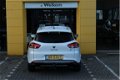 Renault Clio Estate - TCe 90 Limited / AIRCO / NAVI / PDC / CRUISE / TREKHAAK / 1E EIGENAAR / 46.000 - 1 - Thumbnail