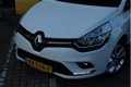 Renault Clio Estate - TCe 90 Limited / AIRCO / NAVI / PDC / CRUISE / TREKHAAK / 1E EIGENAAR / 46.000 - 1 - Thumbnail