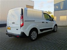 Ford Transit Connect - L1 1.5 TDCi 75pk Trend; laadruimte betimmering; trekhaak