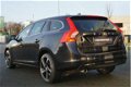 Volvo V60 - D2 MOMENTUM AUTOMAAT NAVIGATIE PDC 18