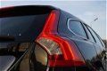 Volvo V60 - D2 MOMENTUM AUTOMAAT NAVIGATIE PDC 18