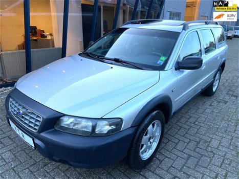 Volvo V70 Cross Country - 2.4 T Comfort Line XC70 - 1