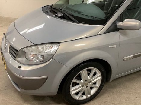 Renault Grand Scénic - 2.0 16V AUTOMAAT 7-PERS PRIV LUXE NAVI TREKHAAK - 1