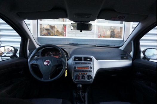 Fiat Punto Evo - 1.2 Pop | Airco | 5-Deurs | Elektrische ramen | Mistlampen | Nieuwe APK - 1