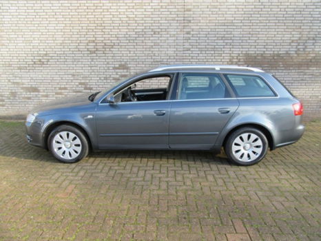 Audi A4 Avant - 1.9 TDI Advance - 1